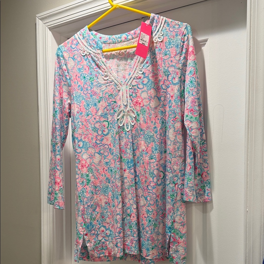 Lilly Pulitzer White and Pink Knit Tunic